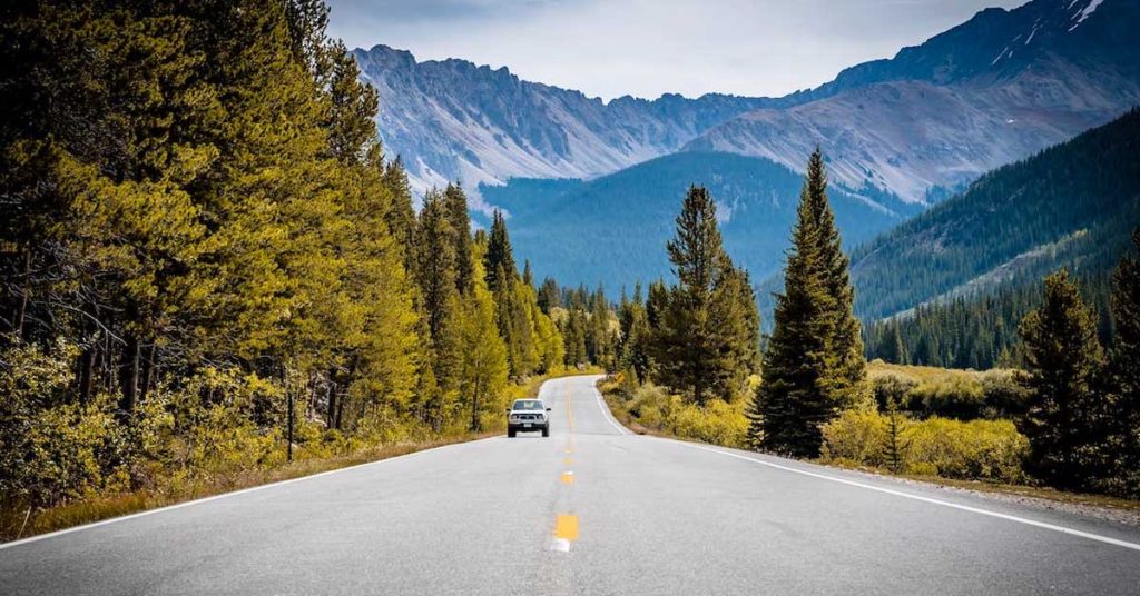 Aprende a conducir y disfruta la libertad en la carretera
