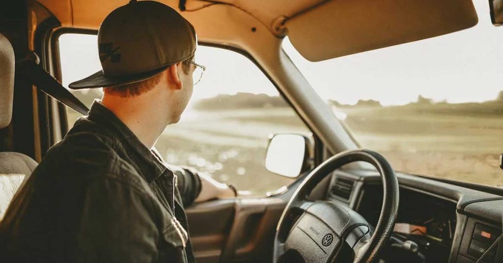 Aprende a manejar un carro de forma rápida y fácil con estos consejos